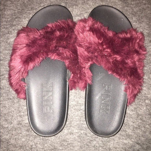 criss cross faux fur slides